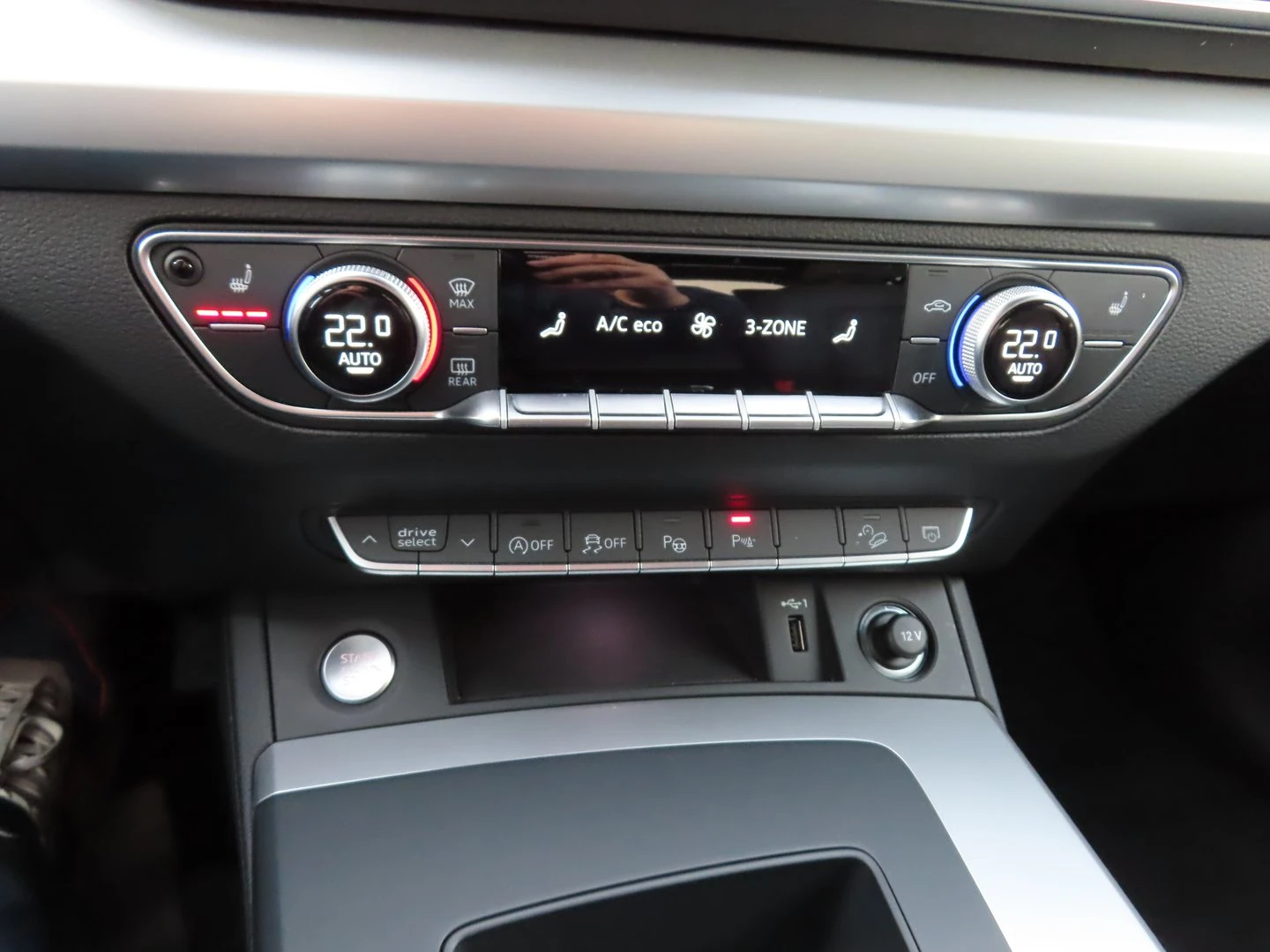 Audi Q5 Advanced 50 TDI quattro, снимка 11 - Автомобили и джипове - 56422783