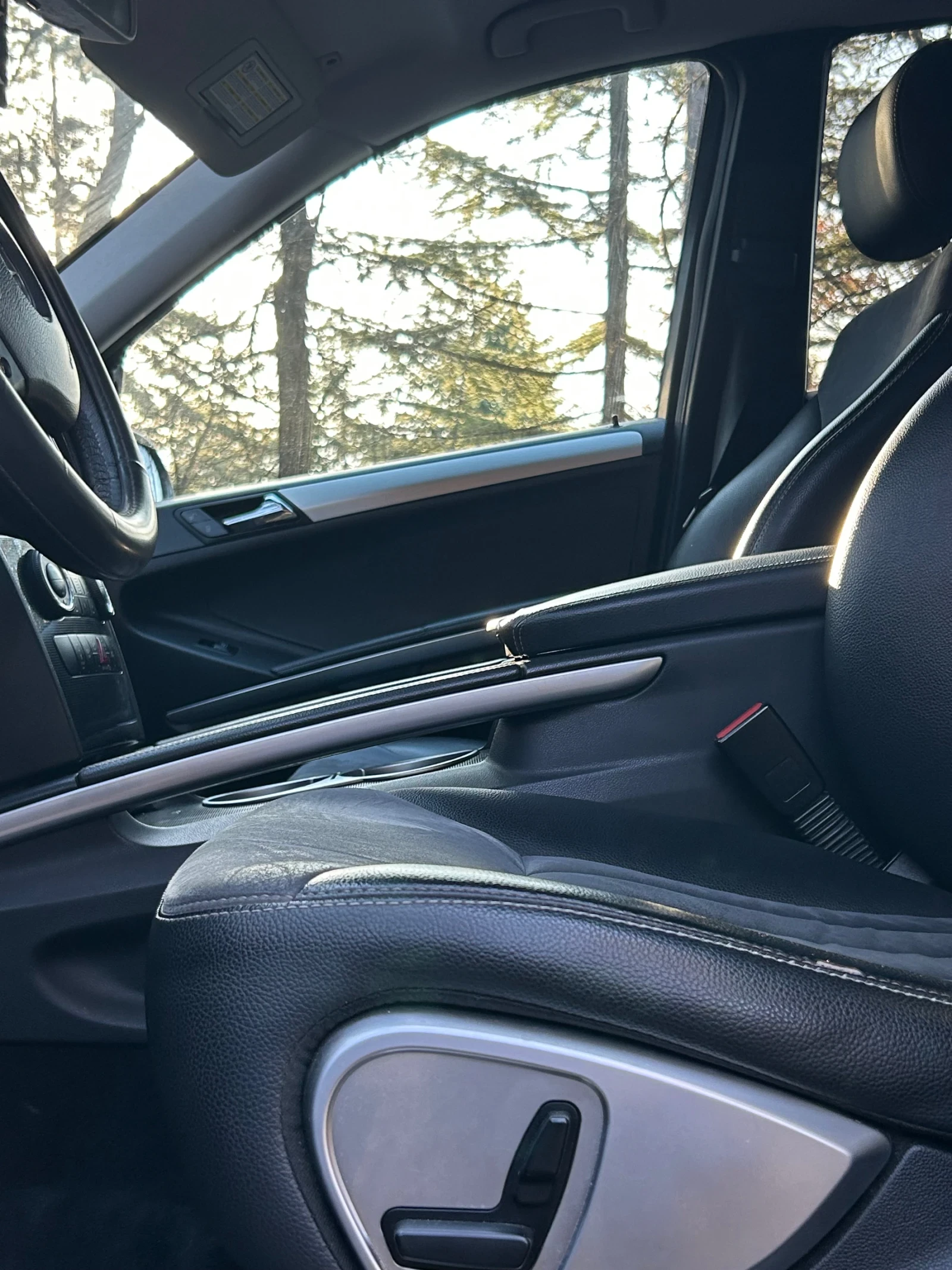 Mercedes-Benz ML 3.0 CDI, снимка 10 - Автомобили и джипове - 53841652