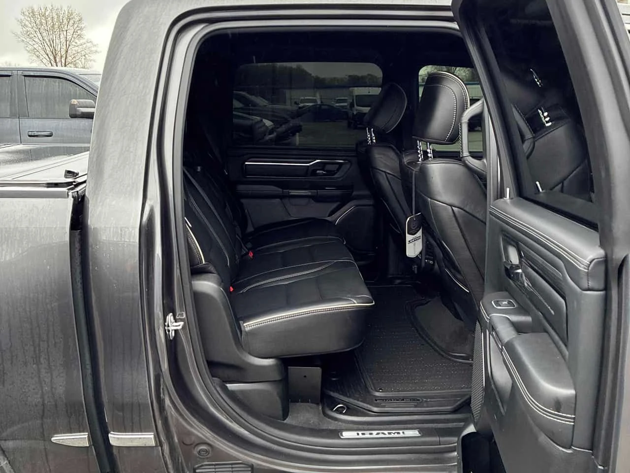 Dodge RAM 1500 Limited / КЛИП НА МОТОРА / ВЪЗДУХ , снимка 11 - Автомобили и джипове - 54366498