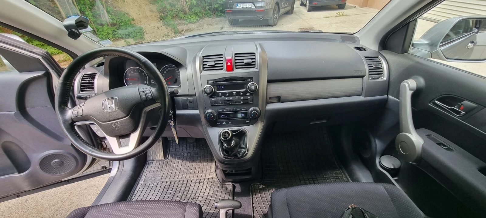 Honda Cr-v 2.0i, снимка 11 - Автомобили и джипове - 54520617