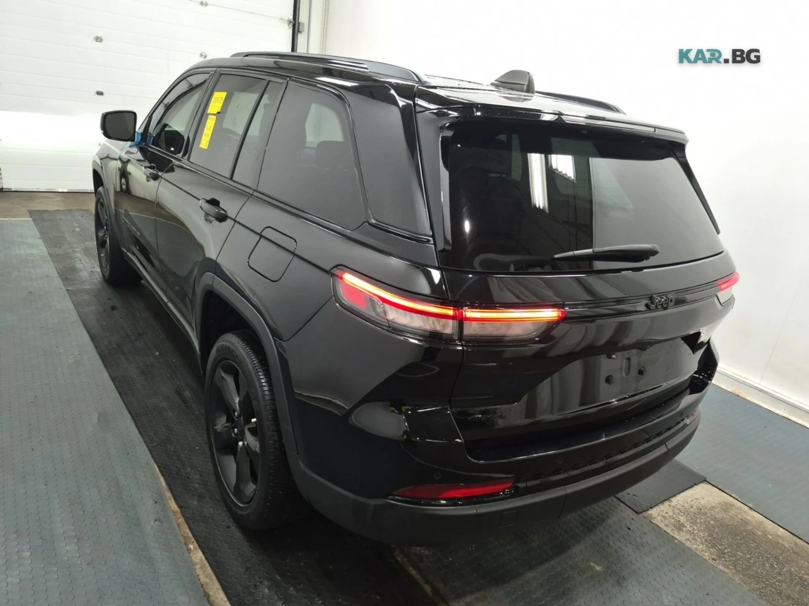 Jeep Grand cherokee ALTITUDE * AвтоКредит * (ЦЕНА ДО БГ), снимка 4 - Автомобили и джипове - 55321583