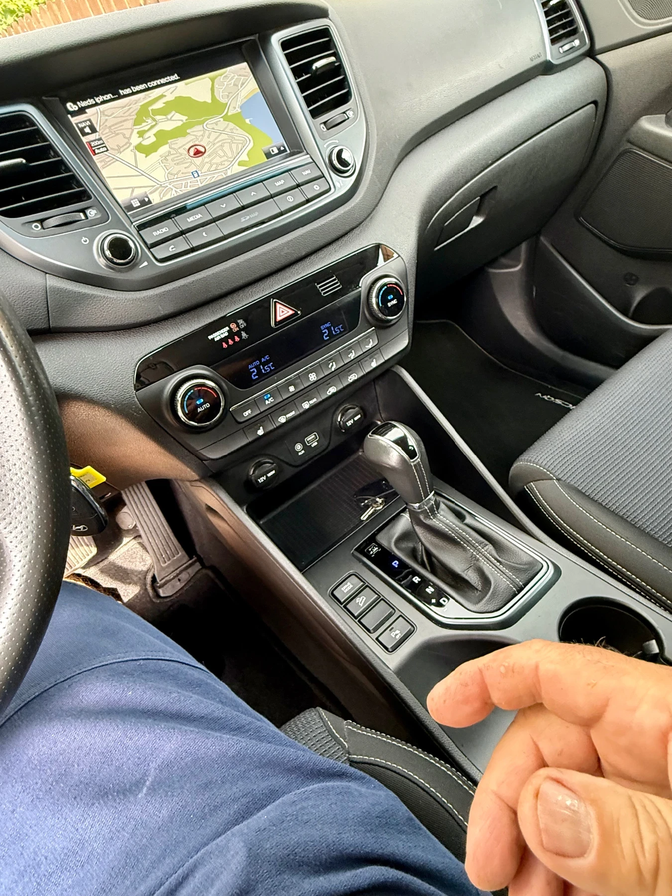 Hyundai Tucson 1.6 gdi lpg, снимка 9 - Автомобили и джипове - 55417131