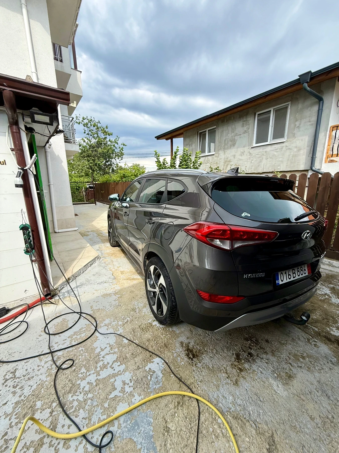 Hyundai Tucson 1.6 gdi lpg, снимка 4 - Автомобили и джипове - 55417131