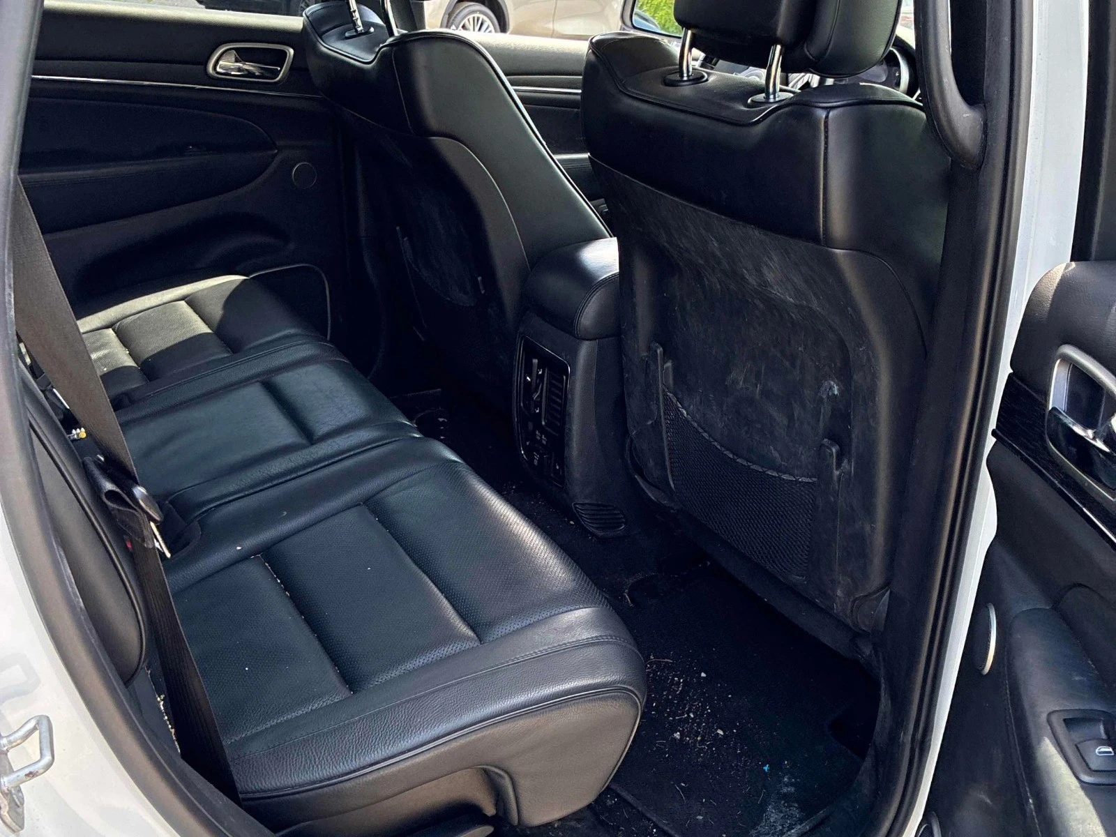 Jeep Cherokee Summit ЦЕНА ДО БЪЛГАРИЯ РЕГИСТРАЦИЯ & АВТОКРЕДИТ, снимка 10 - Автомобили и джипове - 55444042