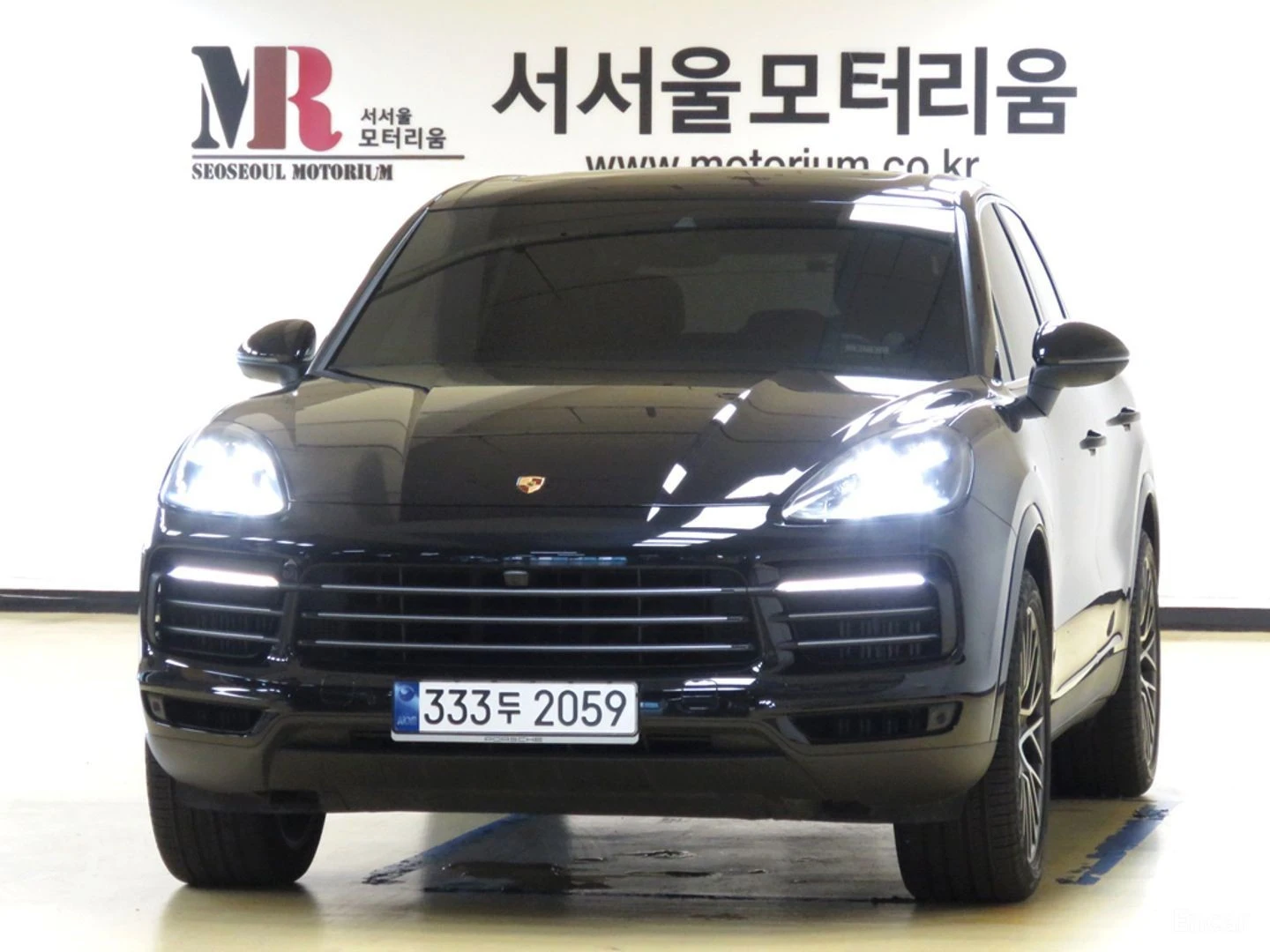 Porsche Cayenne 3.0* КОЖА* ОБДУХВ* НАВИ* ПАНО* 360, снимка 3 - Автомобили и джипове - 55528754
