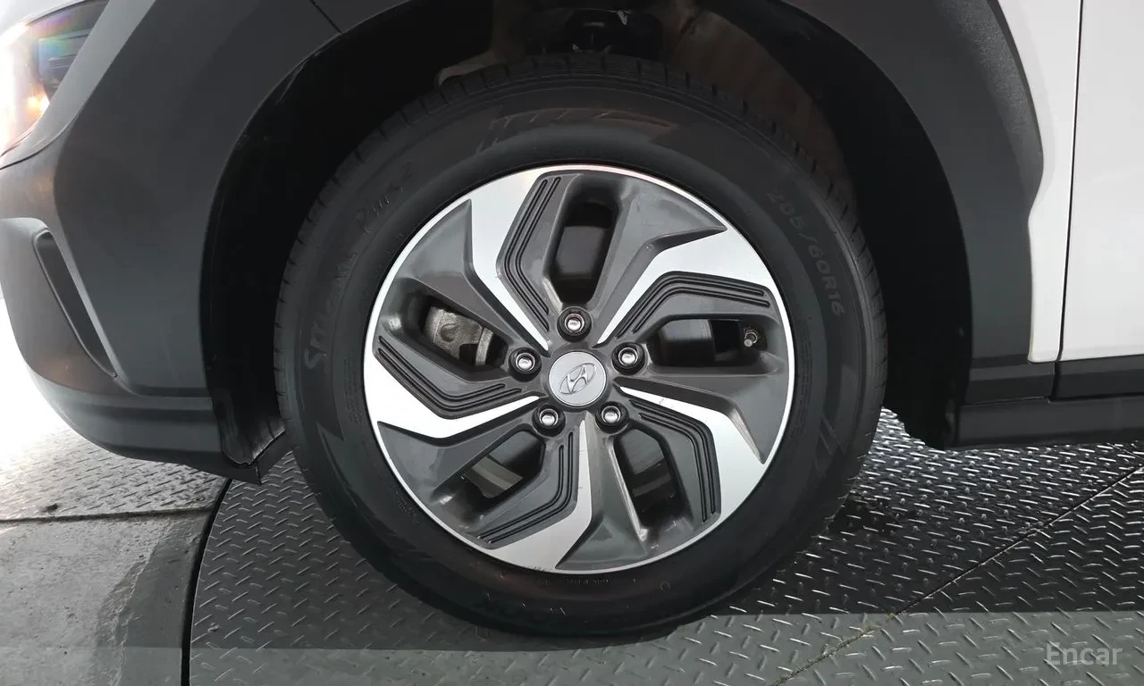 Hyundai Kona Подгрев* Камера* Кожа* 1-собственик* , снимка 5 - Автомобили и джипове - 55788586
