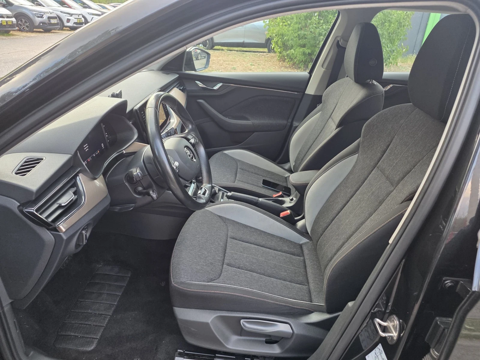 Skoda Kamiq 1.0TSI/АВТОМАТИК/ЛЕД, снимка 9 - Автомобили и джипове - 55904942