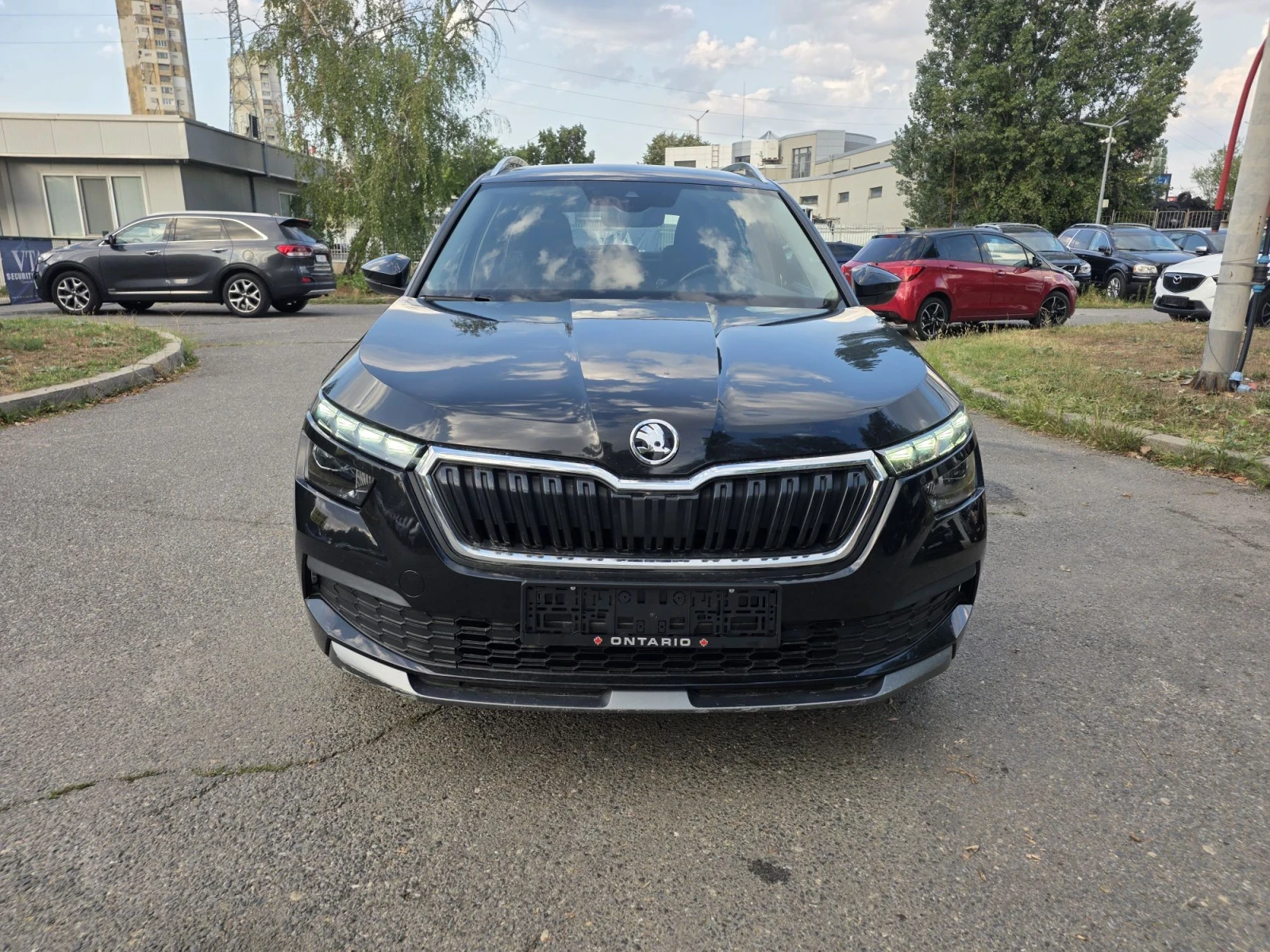 Skoda Kamiq 1.0TSI/АВТОМАТИК/ЛЕД, снимка 2 - Автомобили и джипове - 55904942