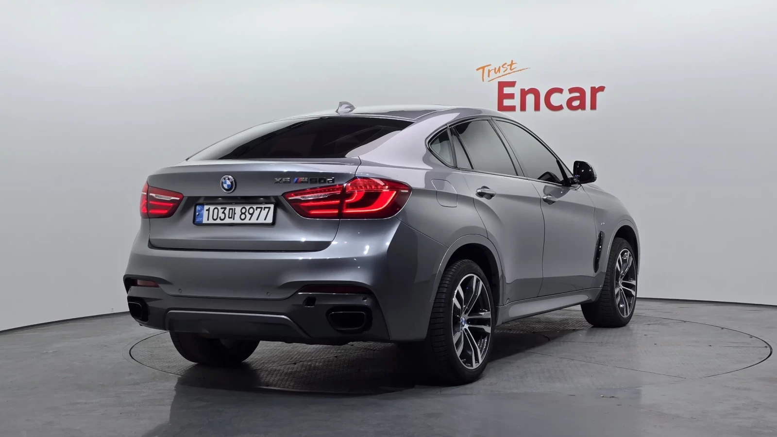 BMW X6 XDRIVE M50D * 4-ТУРБИНИ* FULL * КРАЙНА ЦЕНА* , снимка 2 - Автомобили и джипове - 56124336