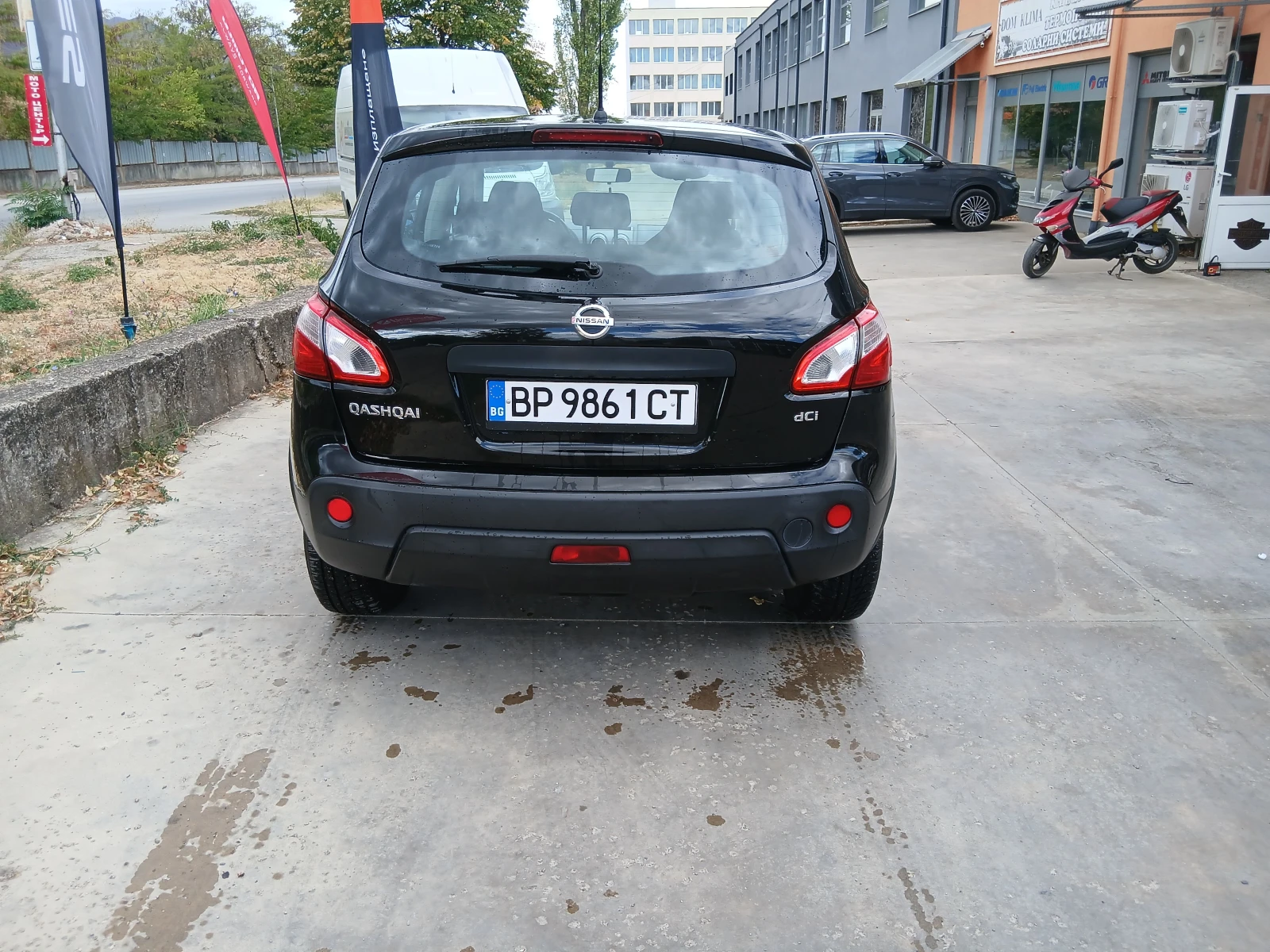 Nissan Qashqai 1.5DCI НОВ ВНОС, ОБСЛУЖЕНА РЕГИСТРИРАНА , снимка 9 - Автомобили и джипове - 56242865