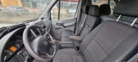 Mercedes-Benz Sprinter 319, снимка 13