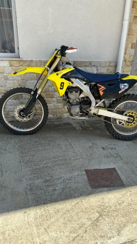  Suzuki Rmz