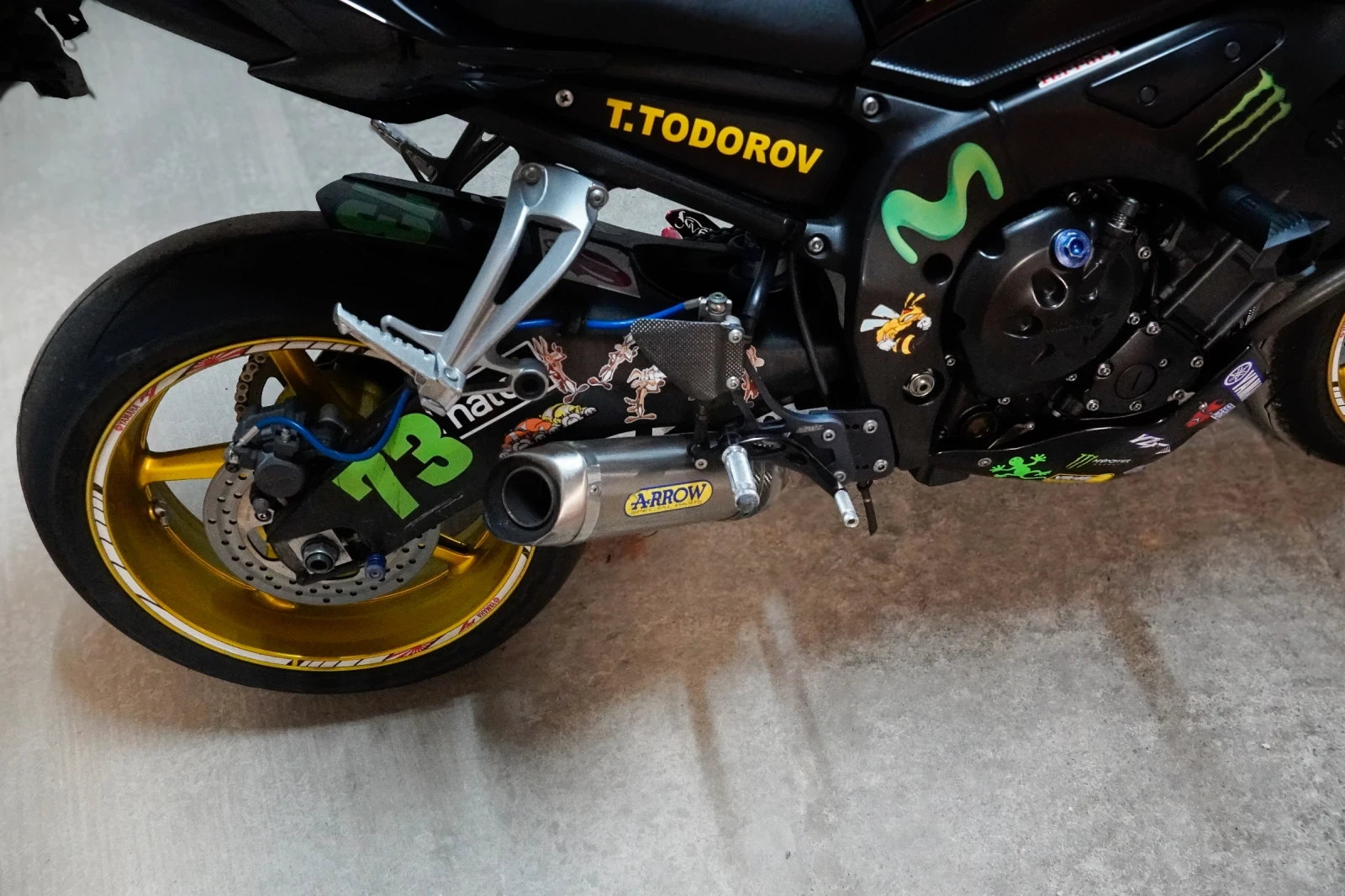 Yamaha FZ1 Naked - изображение 5