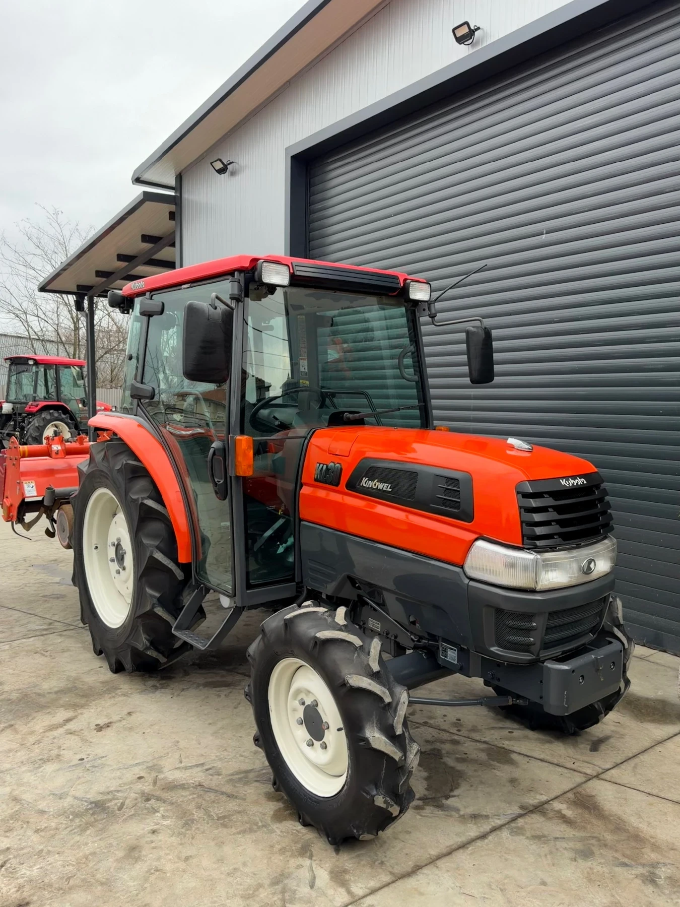 Трактор Kubota KL30 - изображение 2