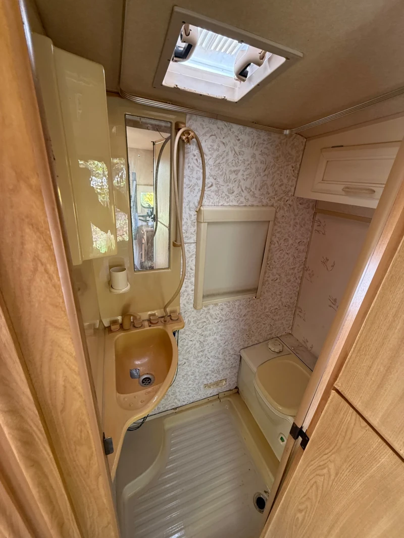 Каравана Други, снимка 9 - Каравани и кемпери - 52627804