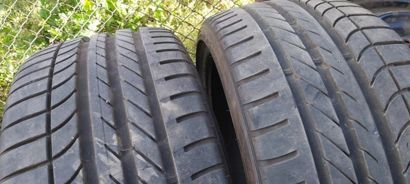 Гуми Летни 225/35R18, снимка 2 - Гуми и джанти - 32926715