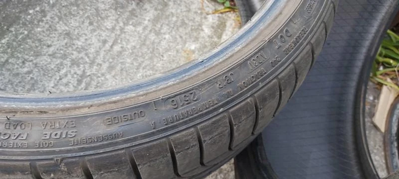 Гуми Летни 225/35R18, снимка 7 - Гуми и джанти - 32926715