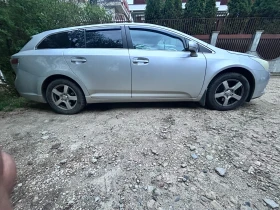 Toyota Avensis Комби, снимка 6