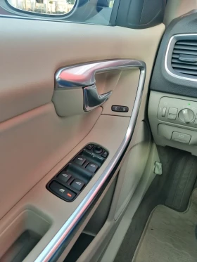 Volvo S60 2.0Т, снимка 11