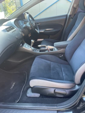 Honda Civic 1.8i VTEC I-SHIFT, снимка 11