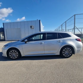 Toyota Corolla Туринг спорт, снимка 8