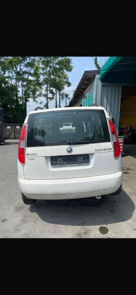 Skoda Roomster 1.2i НА ЧАСТИ!!! - 555 € / 1085.49 лв. - 54855429 4