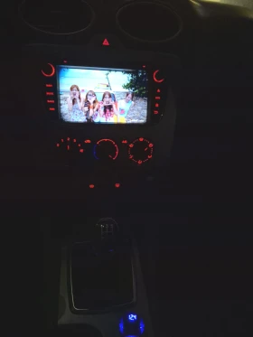 Ford Focus 1.8i GAZ Navi - 3300 € / 6454.24 лв. - 56498399 7