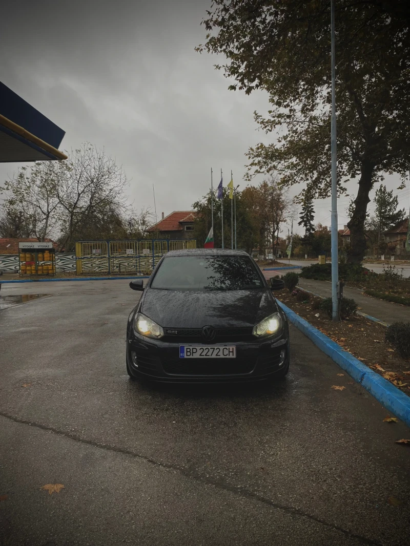 VW Golf GTI LPG, снимка 2 - Автомобили и джипове - 47077916