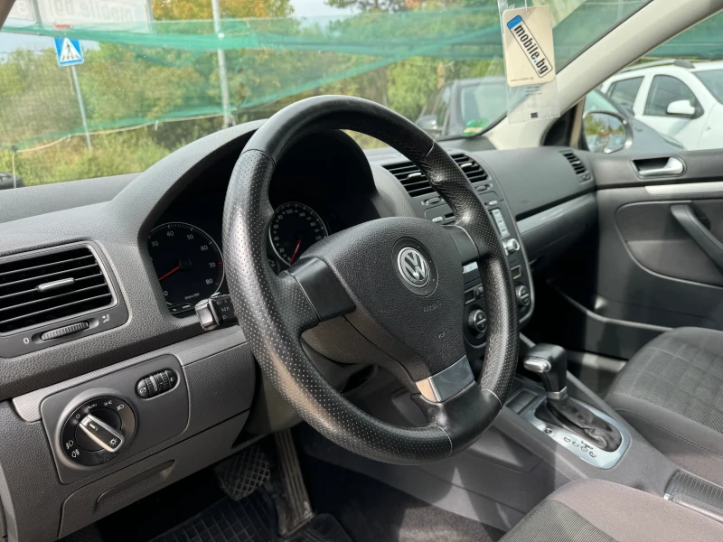 VW Golf 1.6 102кс Автоматик, снимка 13 - Автомобили и джипове - 47261987