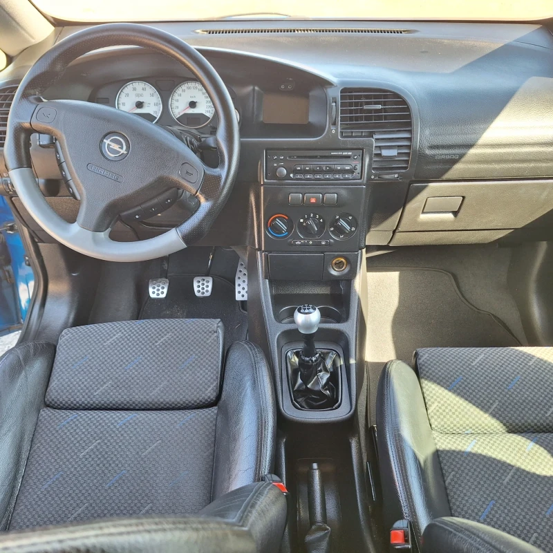 Opel Zafira 2.0 OPC 200кс., снимка 17 - Автомобили и джипове - 47380169