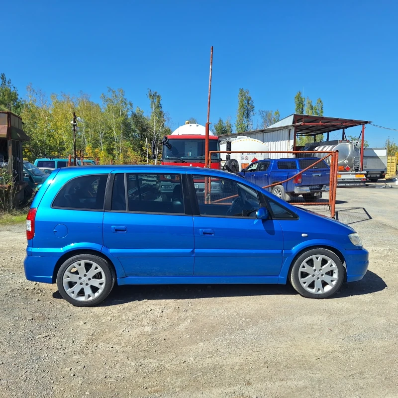 Opel Zafira 2.0 OPC 200кс., снимка 6 - Автомобили и джипове - 47380169