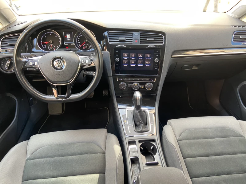 VW Golf 2.0 DSG/Highline, снимка 14 - Автомобили и джипове - 47618641