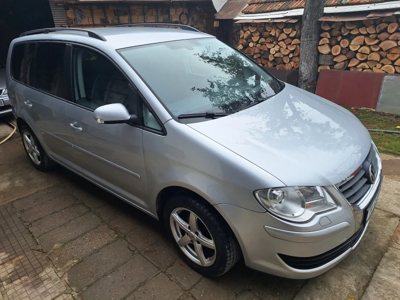 VW Touran, снимка 3 - Автомобили и джипове - 48824314