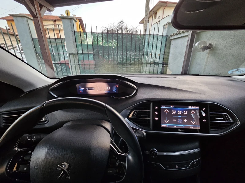 Peugeot 308 1.5 HDI AddBlue Digital Cockpit, снимка 15 - Автомобили и джипове - 47907064