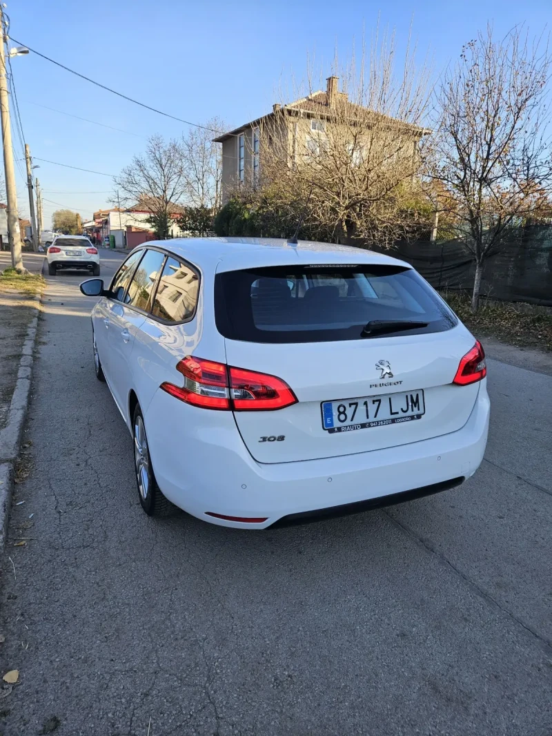 Peugeot 308 1.5 HDI AddBlue Digital Cockpit, снимка 3 - Автомобили и джипове - 47907064