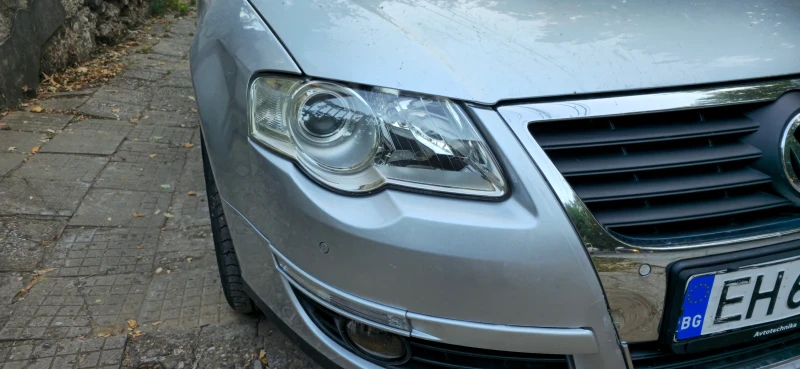 VW Passat, снимка 13 - Автомобили и джипове - 48106592