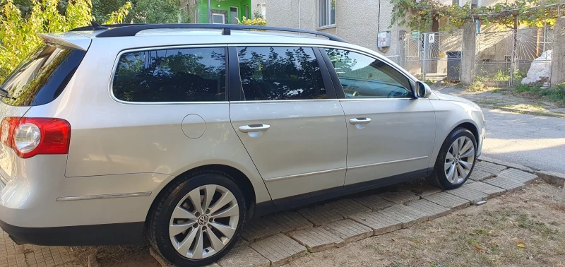 VW Passat, снимка 10 - Автомобили и джипове - 48106592