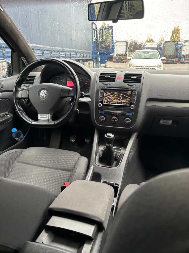 VW Golf 1.9TDI - 6 скорости, снимка 12 - Автомобили и джипове - 48477162