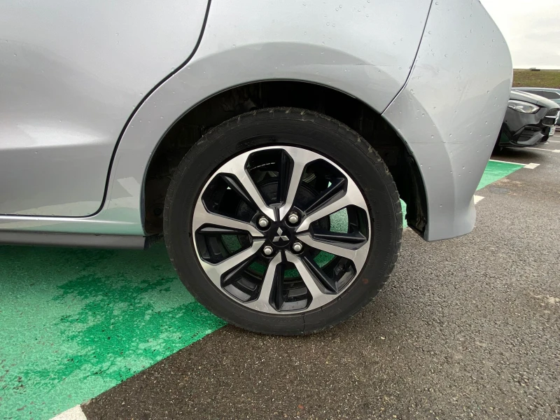 Toyota Yaris Mitsubishi AUTOMAT ГАРАНЦИОНЕН * * BLACK FRIDAY* *, снимка 13 - Автомобили и джипове - 52456469