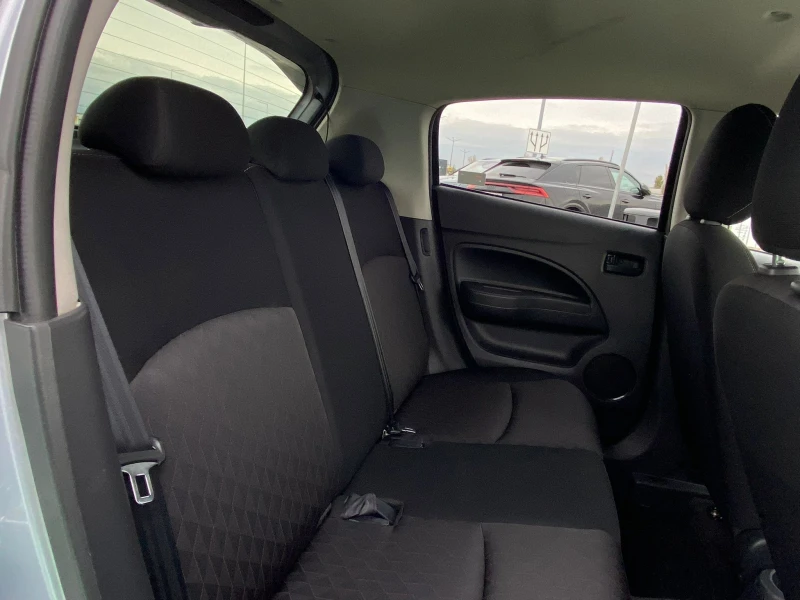 Toyota Yaris Mitsubishi AUTOMAT ГАРАНЦИОНЕН * * BLACK FRIDAY* *, снимка 11 - Автомобили и джипове - 52456469