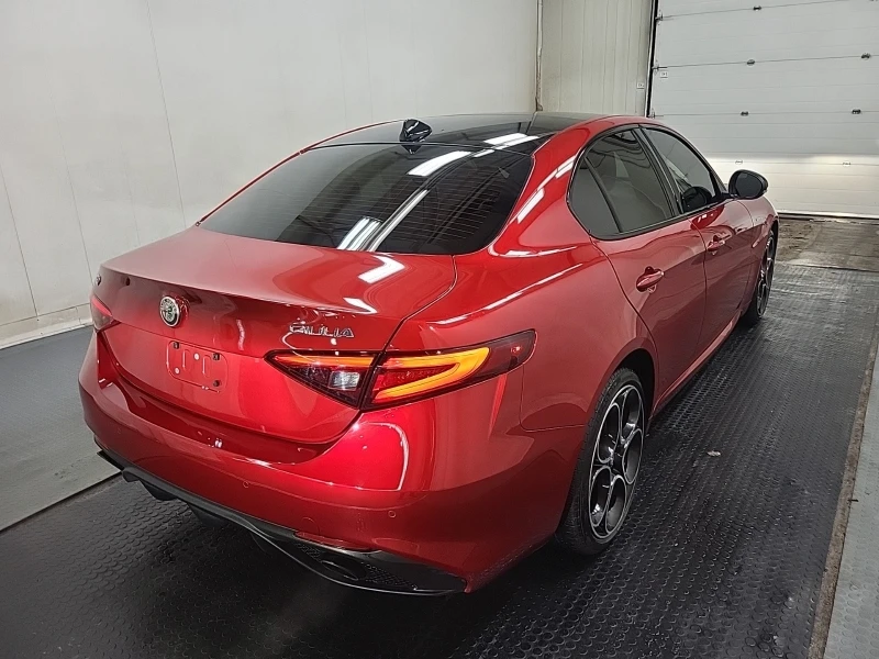 Alfa Romeo Giulia VELOCE* * CARFAX* * АВТОКРЕДИТ* * , снимка 6 - Автомобили и джипове - 52618621