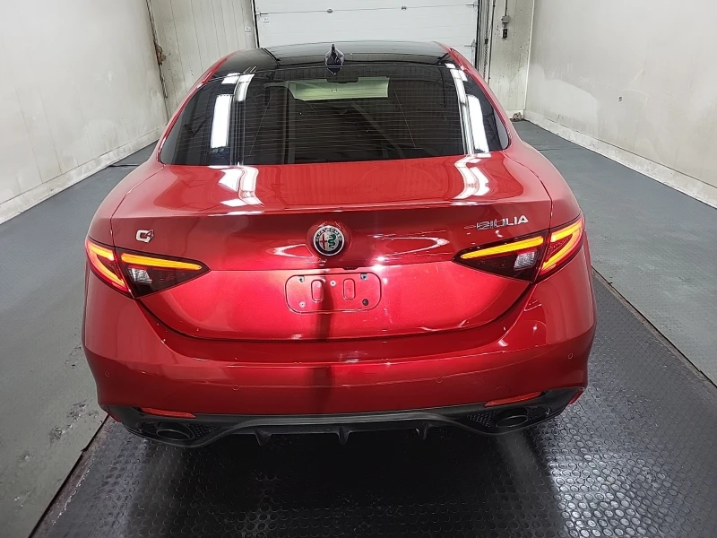 Alfa Romeo Giulia VELOCE* * CARFAX* * АВТОКРЕДИТ* * , снимка 5 - Автомобили и джипове - 52618621