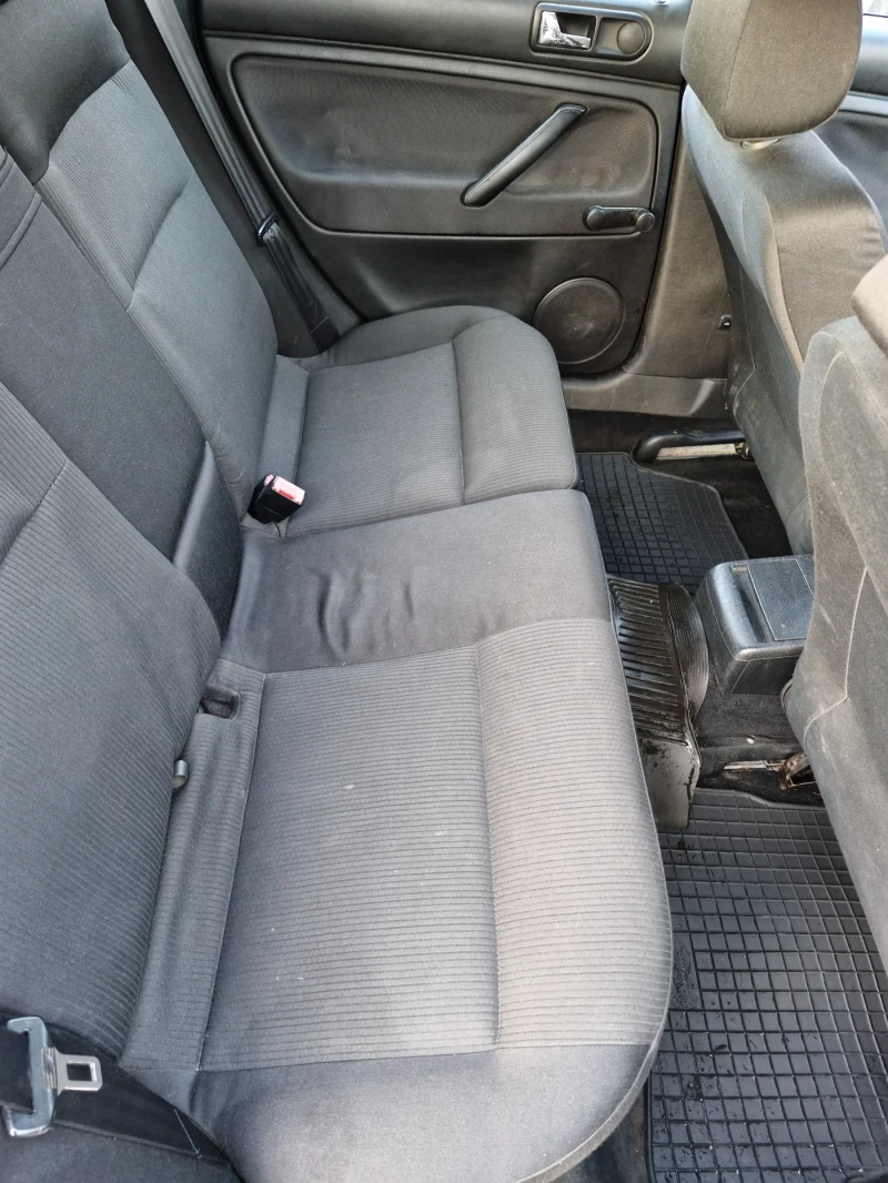 VW Passat, снимка 6 - Автомобили и джипове - 52727422