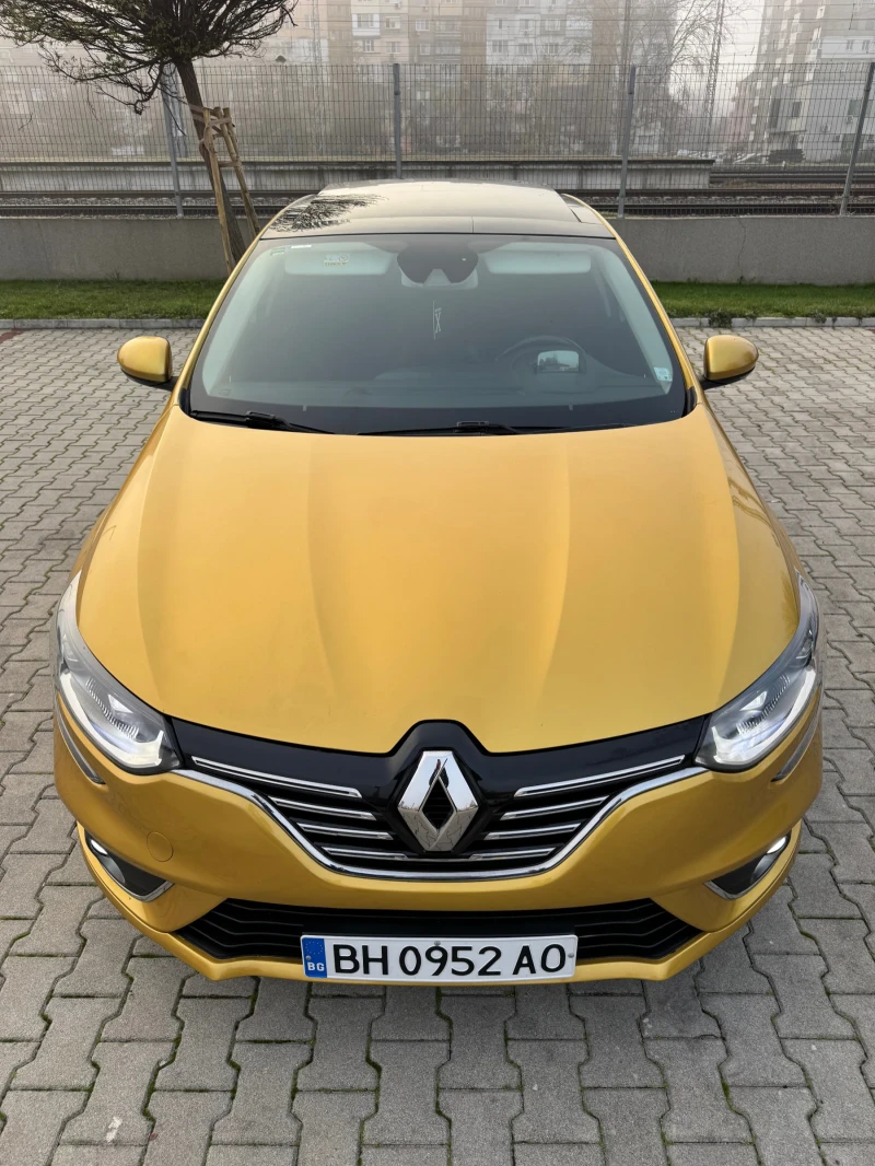 Renault Megane 1.5 dCi, снимка 4 - Автомобили и джипове - 52745088