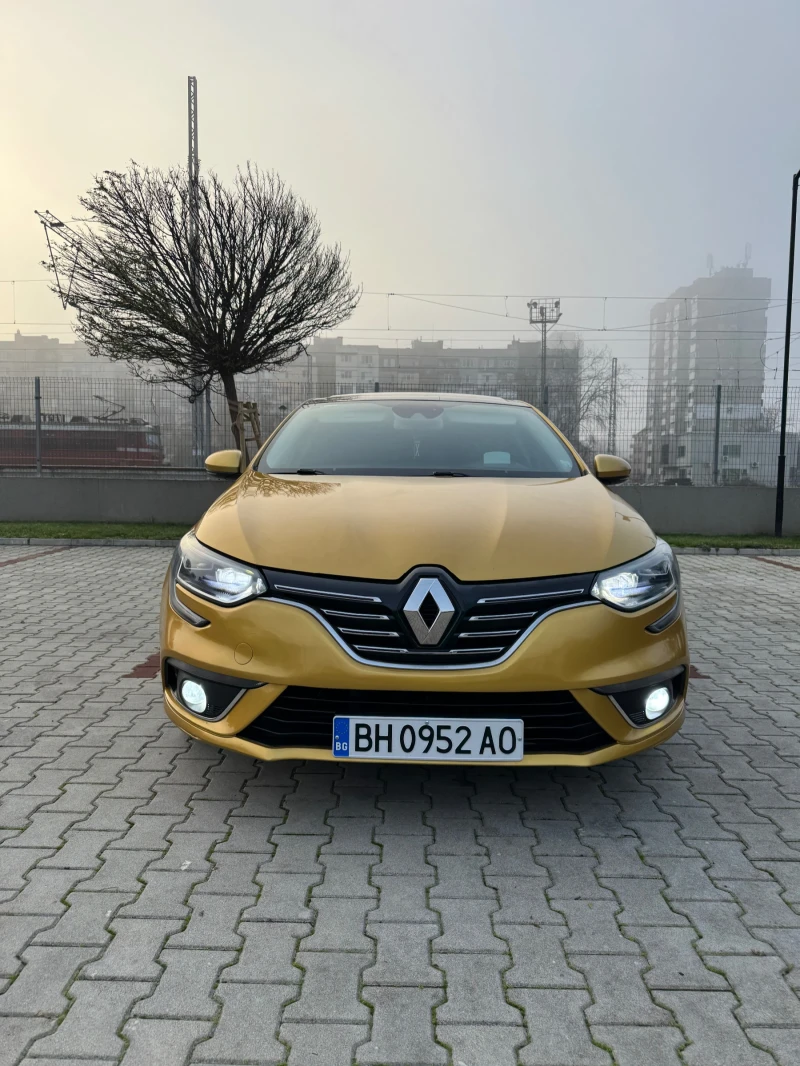 Renault Megane 1.5 dCi, снимка 3 - Автомобили и джипове - 52745088