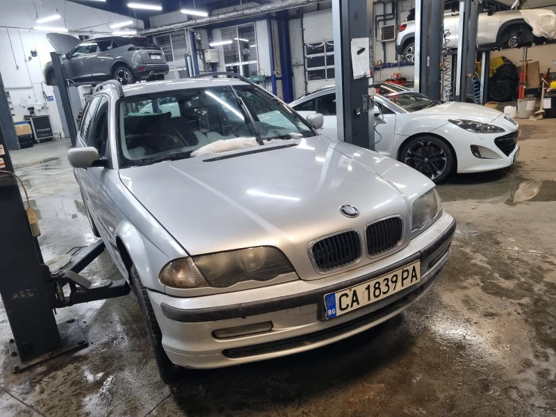 BMW 318 318i 118hp газ БЕЗ РЪЖДИ!, снимка 2 - Автомобили и джипове - 53498456