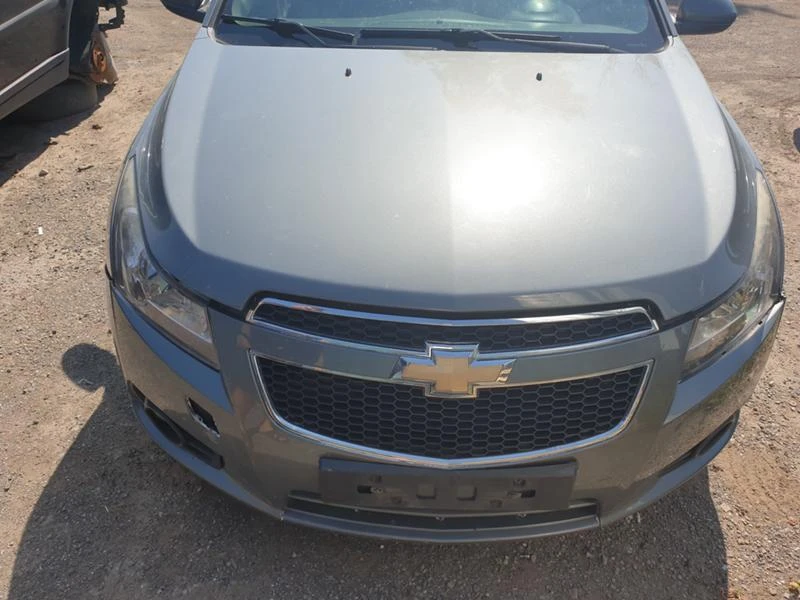 Chevrolet Cruze 2.0D, снимка 2 - Автомобили и джипове - 33587579