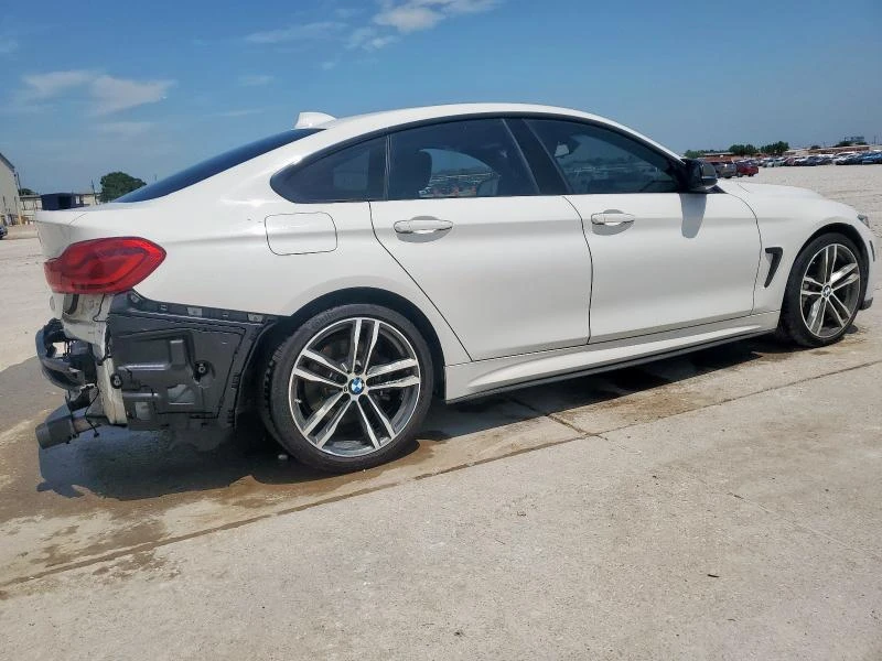 BMW 440 GranCoupe xDrive * ЦЕНА ДО БЪЛГАРИЯ * (CARFAX) - изображение 3