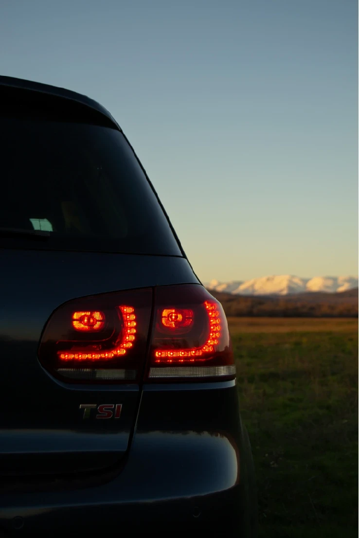 VW Golf 6 1.4TSI, снимка 13 - Автомобили и джипове - 52915159