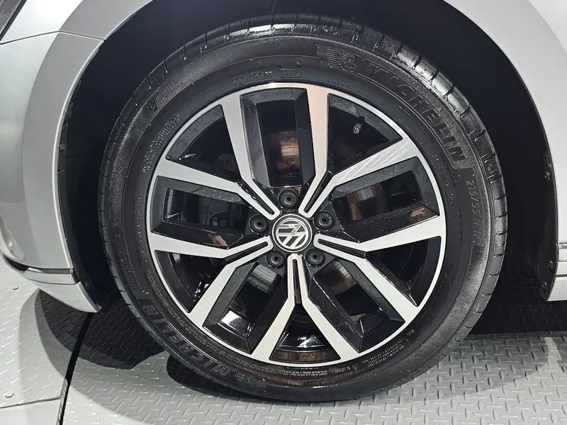 VW Passat 2.0 TDI - САМО 30% АВАНС, снимка 9 - Автомобили и джипове - 55737189